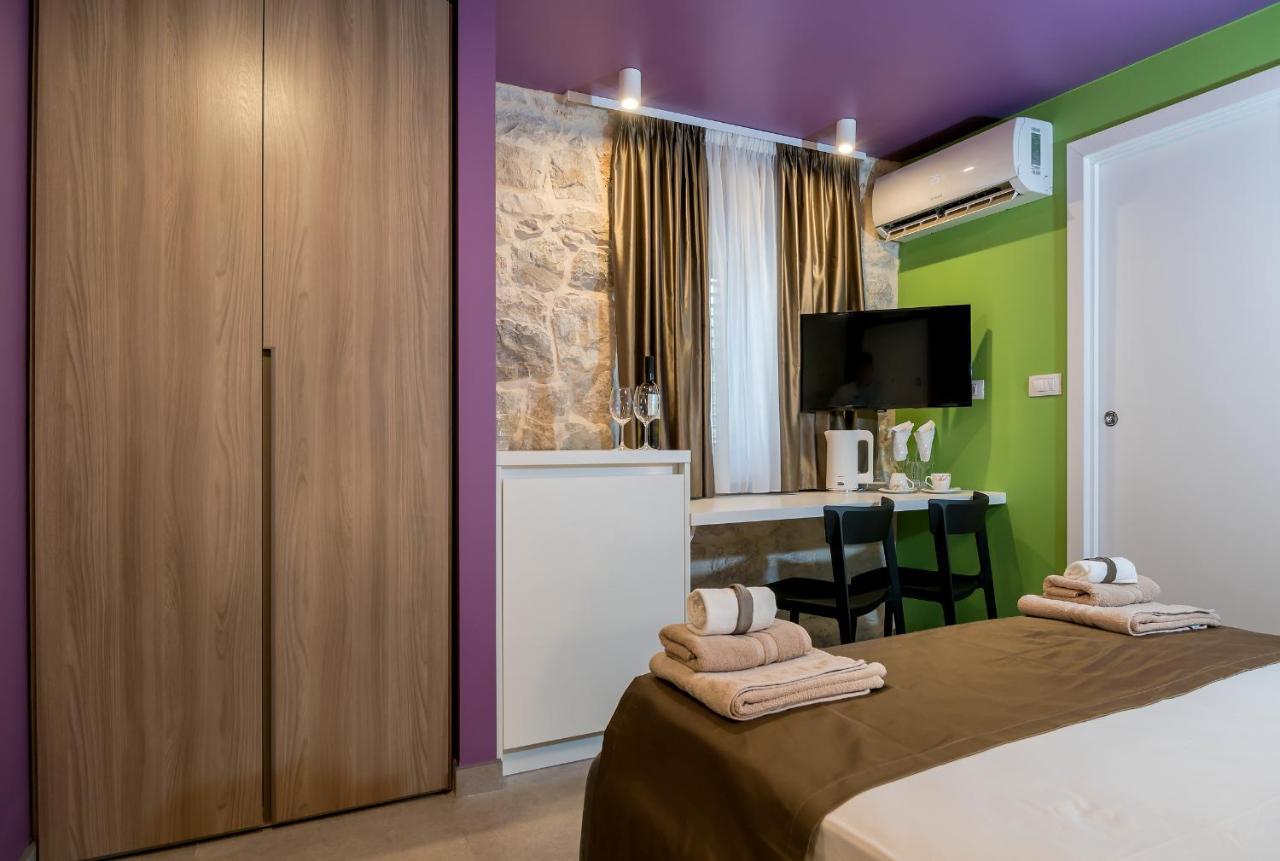 Annie'S Stone Studio & Room Split Exterior foto