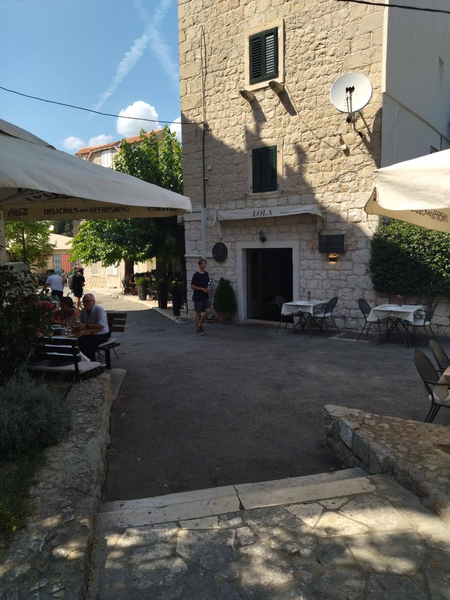 Annie'S Stone Studio & Room Split Exterior foto